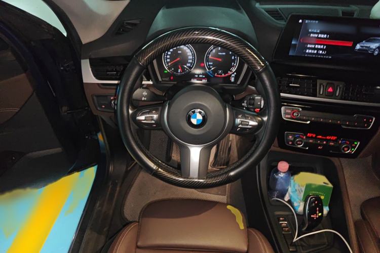 Used BMW X1 2022 sDrive25Li Leading Model Steering Wheel
