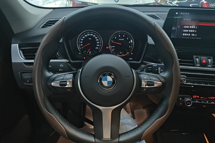 Used BMW X1 2022 sDrive25Li Leading Model Steering Wheel