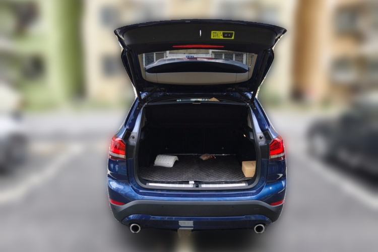 Used BMW X1 2022 sDrive25Li Leading Model Trunk