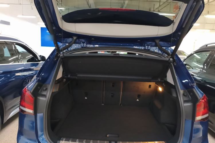 Used BMW X1 2022 sDrive25Li Leading Model Trunk