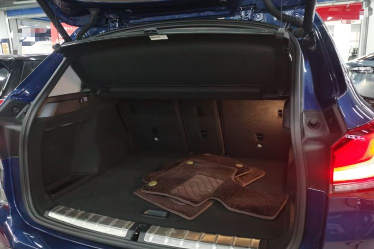 Used BMW X1 2022 sDrive25Li Leading Model Trunk