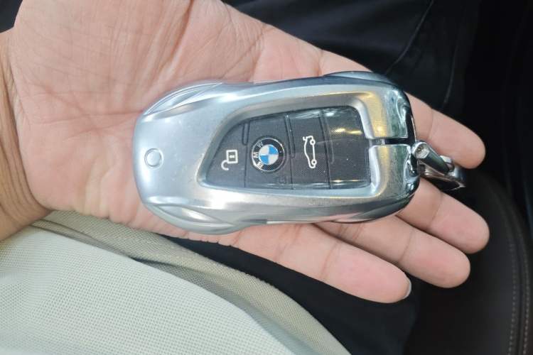 Used BMW X1 2022 sDrive25Li Leading Model Vehicle Key