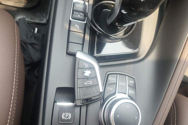 Used BMW X1 2022 sDrive25Li Leading Model Vehicle Key