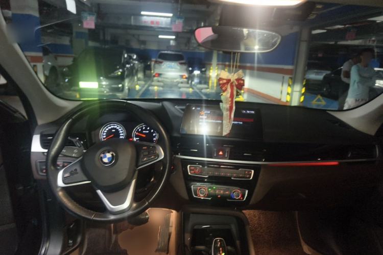 Used BMW X1 2022 sDrive20Li Fashion Model Center Console