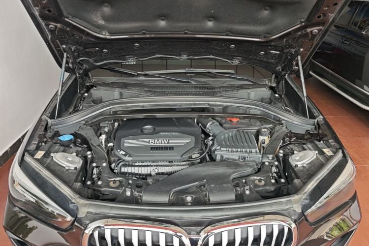 Used BMW X1 2022 sDrive25Li Leading Model Engine Bay