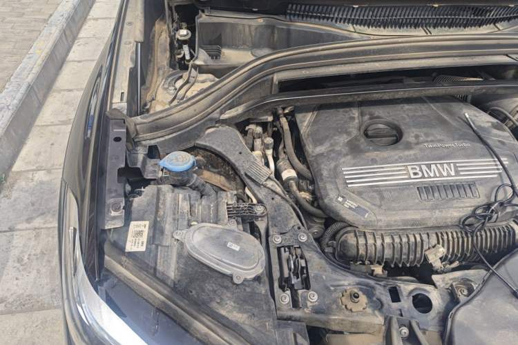 Used BMW X1 2022 sDrive25Li Leading Model Engine Bay Right