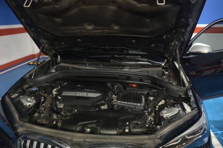 Used BMW X1 2022 sDrive20Li Fashion Model Engine Bay