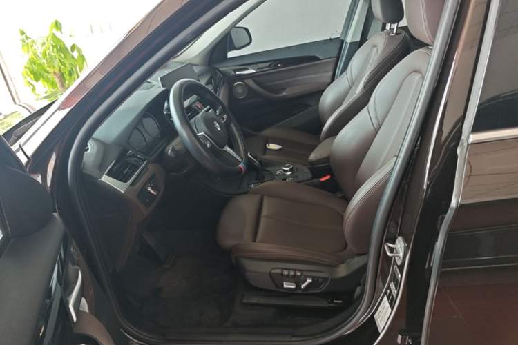 Used BMW X1 2022 sDrive25Li Leading Model Left Front Seat