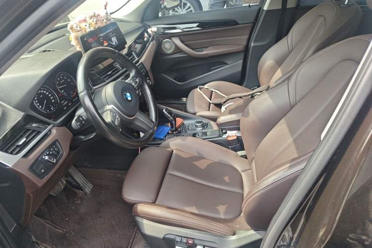 Used BMW X1 2022 sDrive25Li Leading Model Left Front Seat