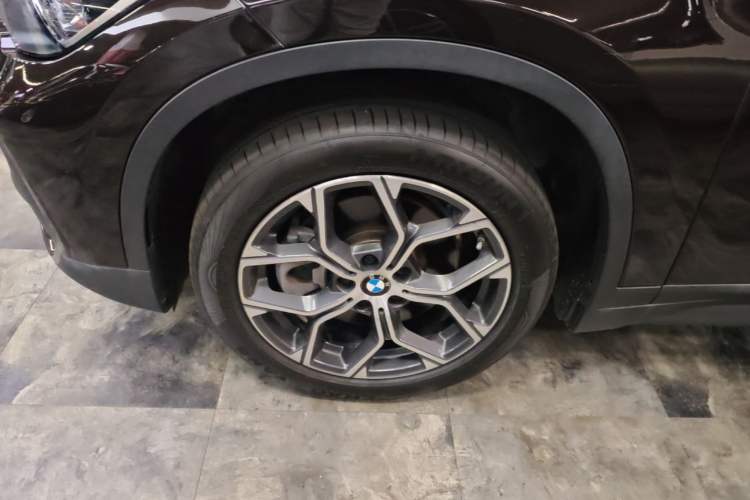 Used BMW X1 2022 sDrive25Li Leading Model Left Front Wheel Hub