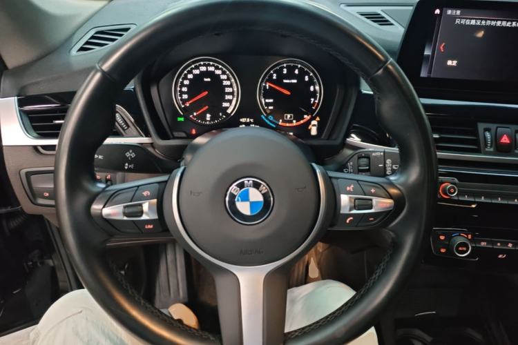 Used BMW X1 2022 sDrive25Li Leading Model Steering Wheel