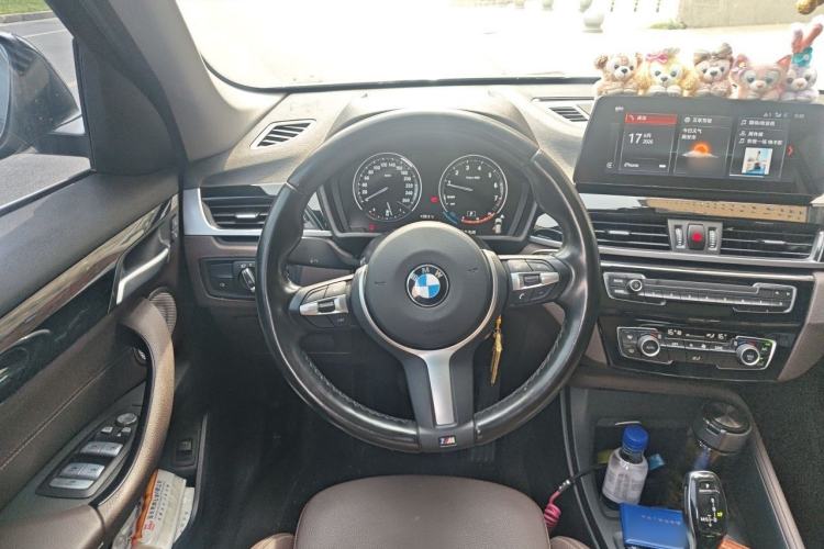 Used BMW X1 2022 sDrive25Li Leading Model Steering Wheel