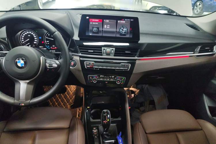 Used BMW X1 2022 sDrive20Li Luxury Model Audio And AC Panel