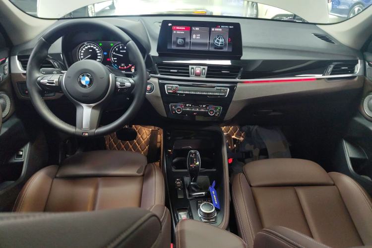 Used BMW X1 2022 sDrive20Li Luxury Model Center Console