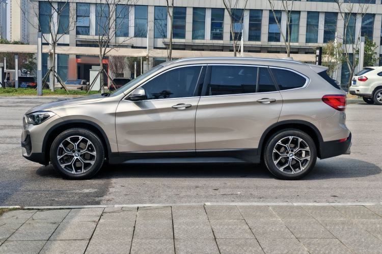 Used BMW X1 2022 sDrive25Li Leading Model Exterior 4