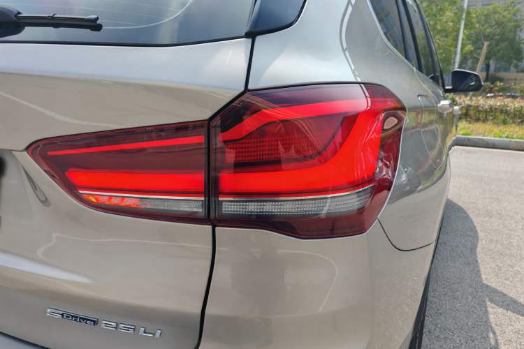 Used BMW X1 2022 sDrive25Li Leading Model Exterior 8