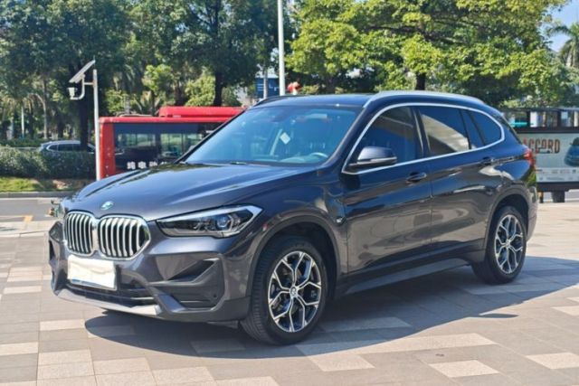 Używany BMW X1 2022 sDrive25Li Leading Model