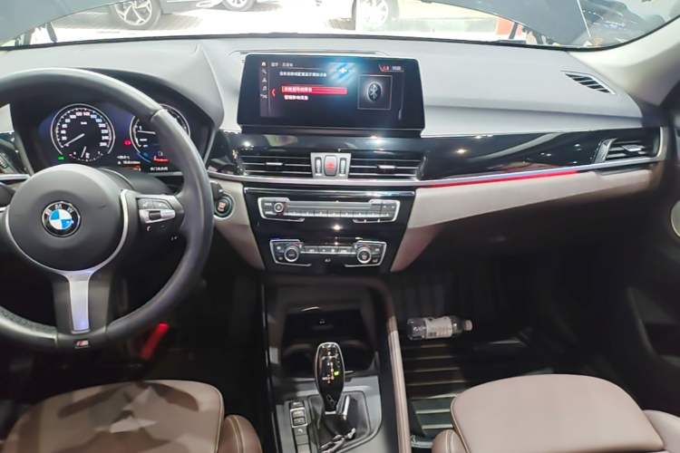 Used BMW X1 2022 sDrive25Li Leading Model Audio And AC Panel