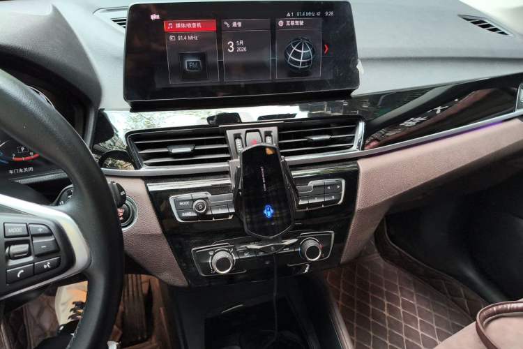 Used BMW X1 2022 sDrive20Li Fashion Model Audio And AC Panel