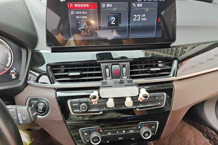 Used BMW X1 2022 sDrive25Li Leading Model Audio And AC Panel