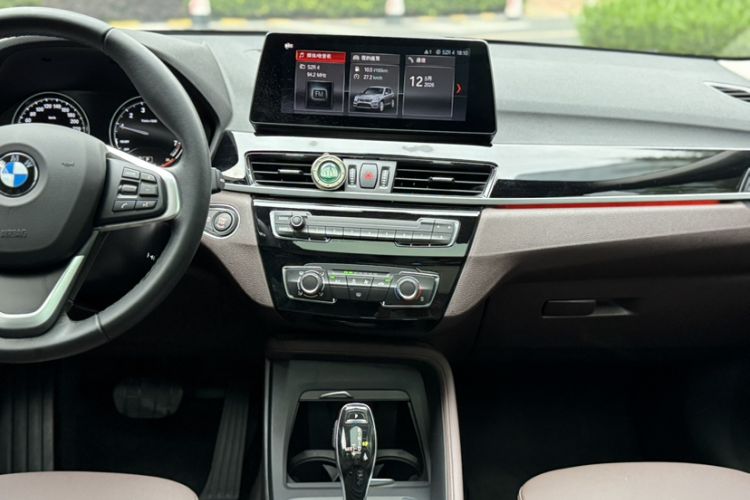 Used BMW X1 2022 sDrive20Li Fashion Model Audio And AC Panel