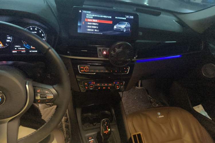 Used BMW X1 2022 sDrive25Li Leading Model Audio And AC Panel