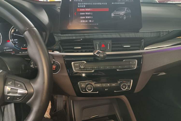 Used BMW X1 2022 sDrive25Li Leading Model Audio And AC Panel