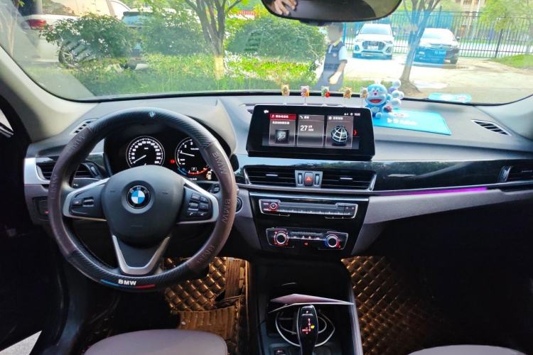 Used BMW X1 2022 sDrive20Li Fashion Model Center Console
