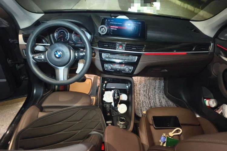 Used BMW X1 2022 Updated xDrive25Li Premium Edition Center Console