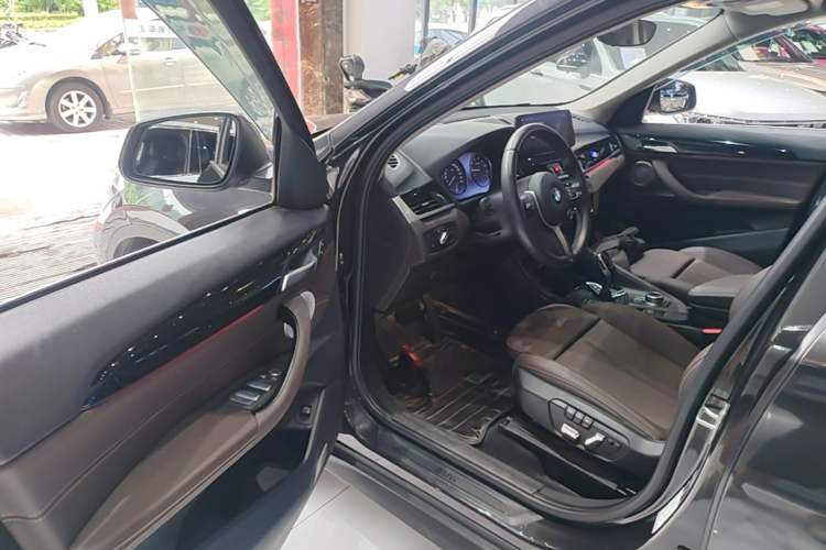 Used BMW X1 2022 sDrive25Li Leading Model Driver Seat