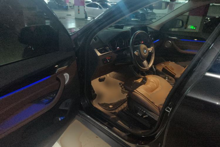 Used BMW X1 2022 sDrive25Li Leading Model Driver Seat