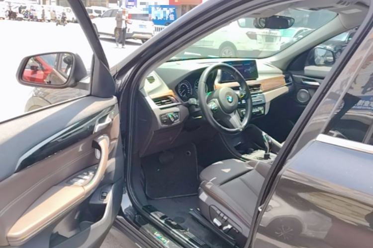 Used BMW X1 2022 sDrive25Li Leading Model Driver Seat