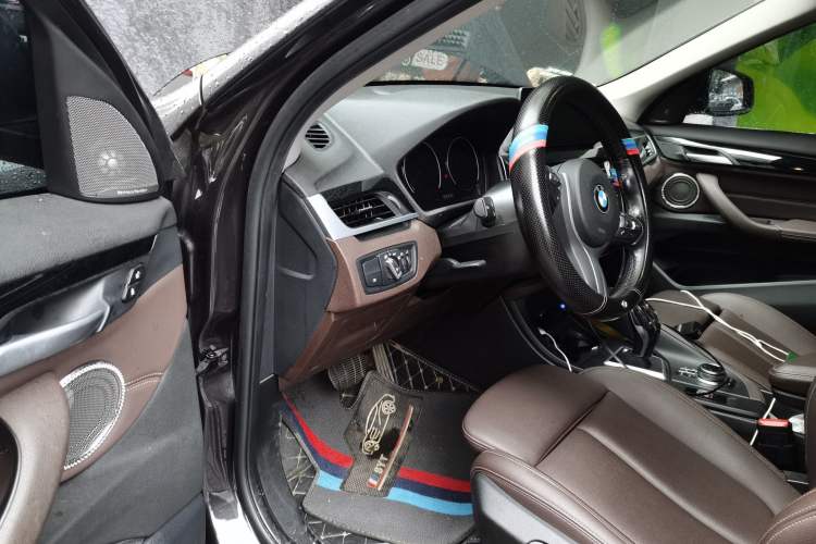 Used BMW X1 2022 sDrive25Li Leading Model Driver Seat