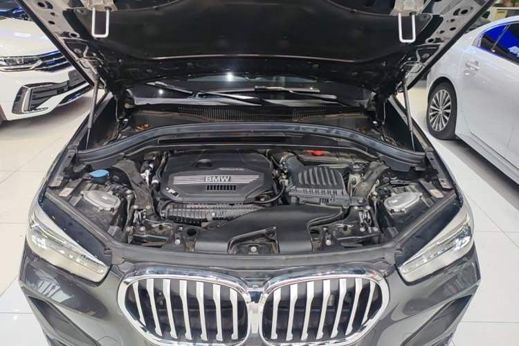 Used BMW X1 2022 sDrive25Li Leading Model Engine Bay