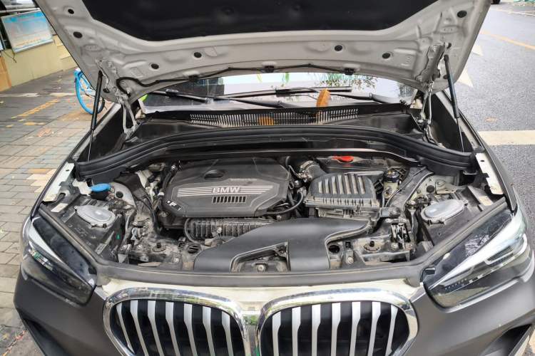 Used BMW X1 2022 sDrive20Li Fashion Model Engine Bay