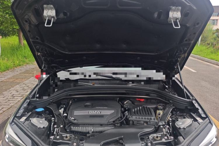 Used BMW X1 2022 sDrive25Li Leading Model Engine Bay