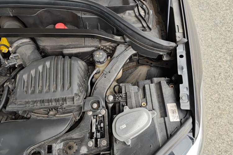 Used BMW X1 2022 sDrive25Li Leading Model Engine Bay Left