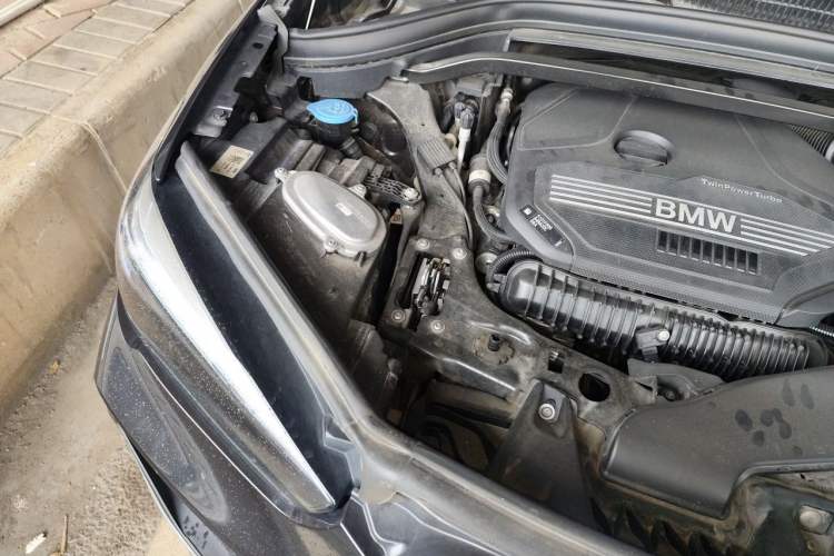Used BMW X1 2022 Updated xDrive25Li Premium Edition Engine Bay Right