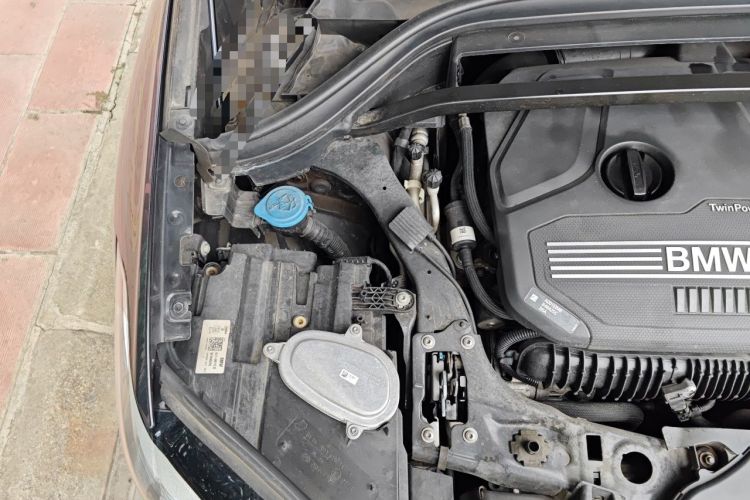 Used BMW X1 2022 sDrive25Li Leading Model Engine Bay Right