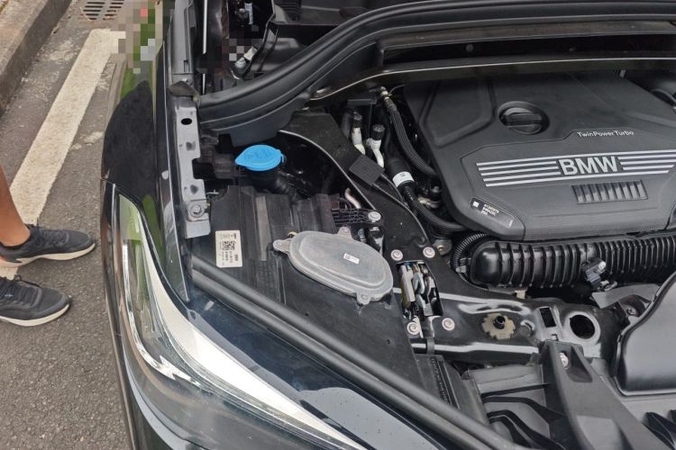 Used BMW X1 2022 sDrive25Li Leading Model Engine Bay Right