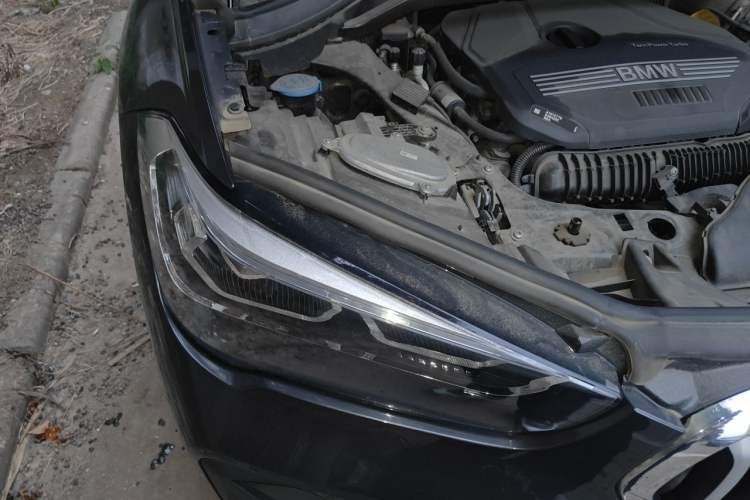 Used BMW X1 2022 sDrive25Li Leading Model Engine Bay Right