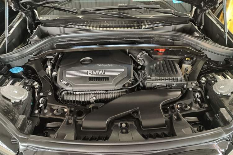 Used BMW X1 2022 sDrive25Li Leading Model Engine Bay