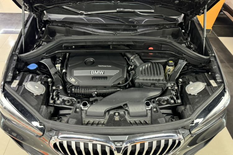 Used BMW X1 2022 sDrive25Li Leading Model Engine Bay