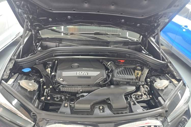 Used BMW X1 2022 sDrive25Li Leading Model Engine Bay
