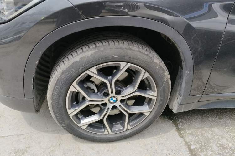 Used BMW X1 2022 sDrive25Li Leading Model Exterior 4