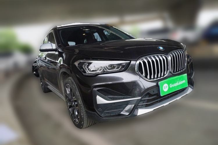 Used BMW X1 2022 Updated xDrive25Li Premium Edition Front Right 45 Deg