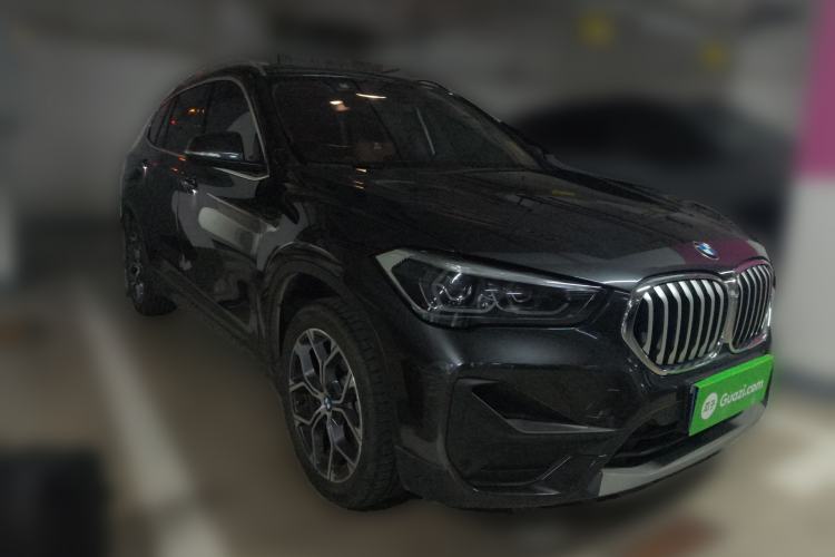 Used BMW X1 2022 sDrive25Li Leading Model Front Right 45 Deg