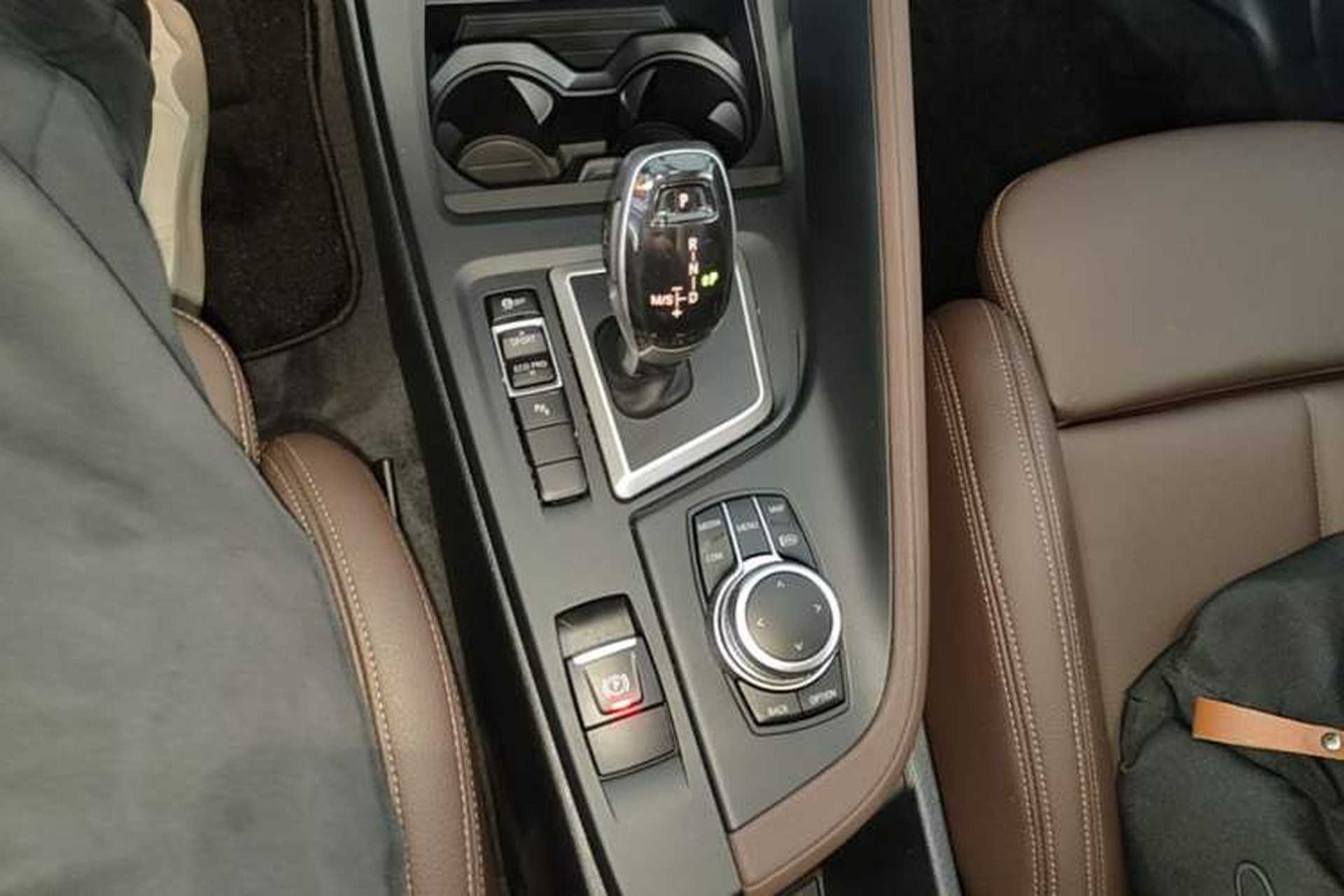 Used BMW X1 2022 sDrive25Li Leading Model Gear Lever
