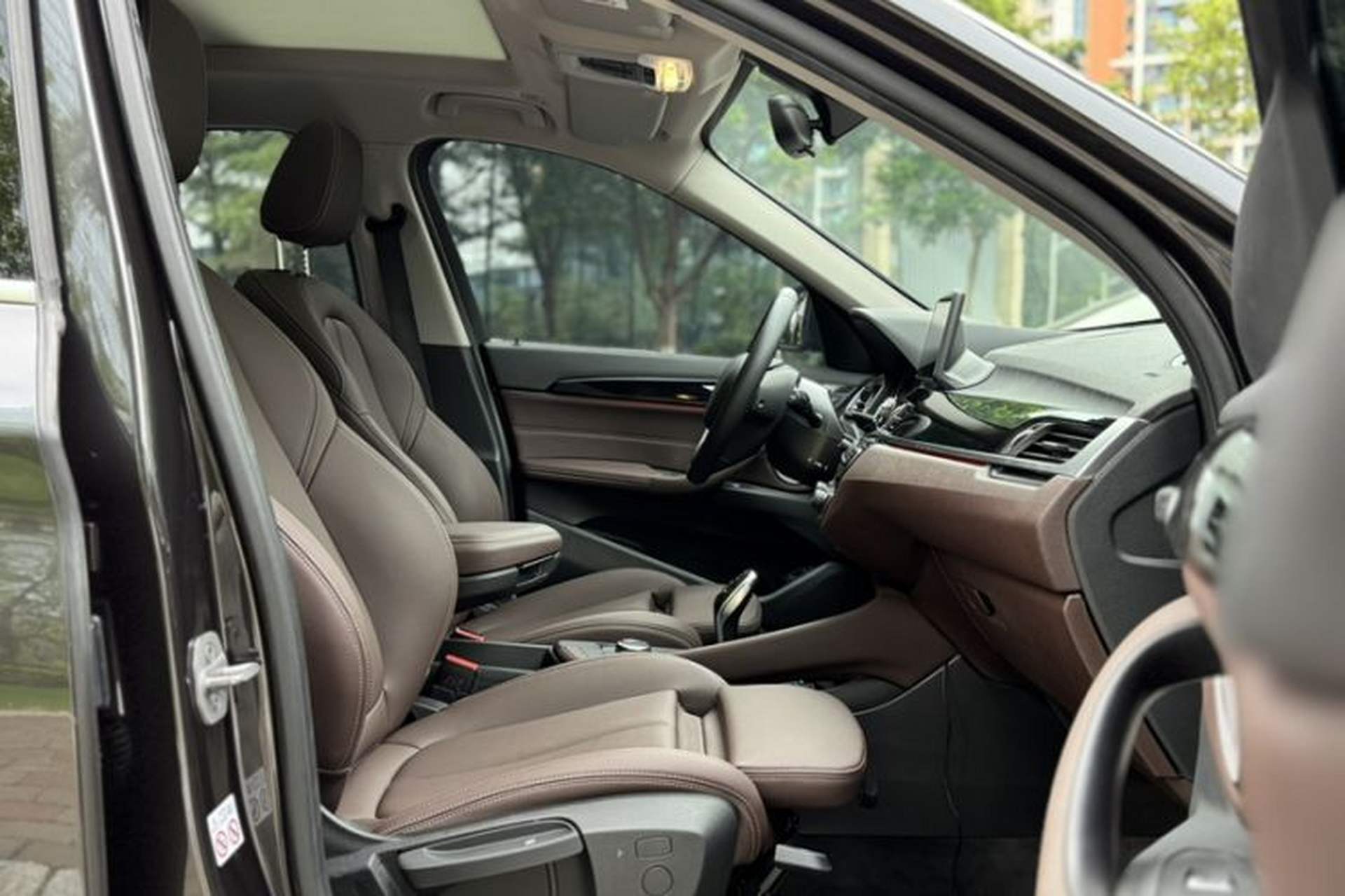 Used BMW X1 2022 sDrive20Li Fashion Model Interior 11