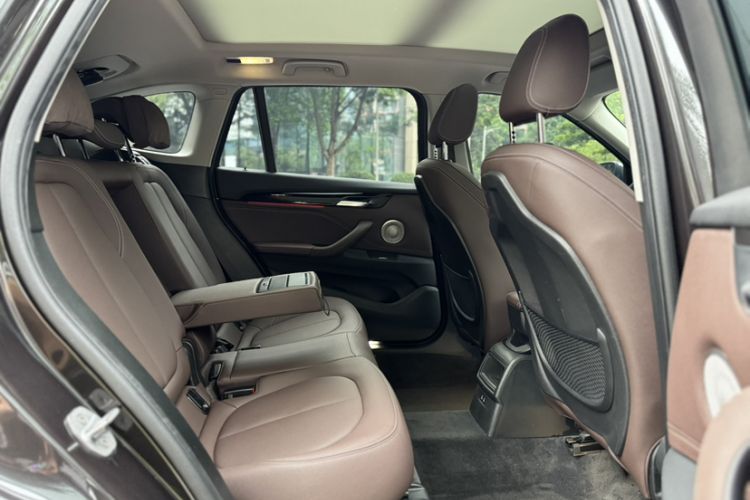 Used BMW X1 2022 sDrive20Li Fashion Model Interior 2